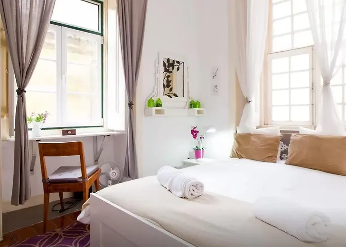 Charming In Alfama - Se11 *