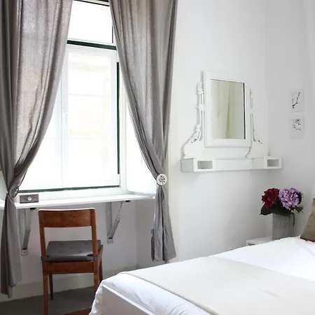 Charming In Alfama - Se11 דירה